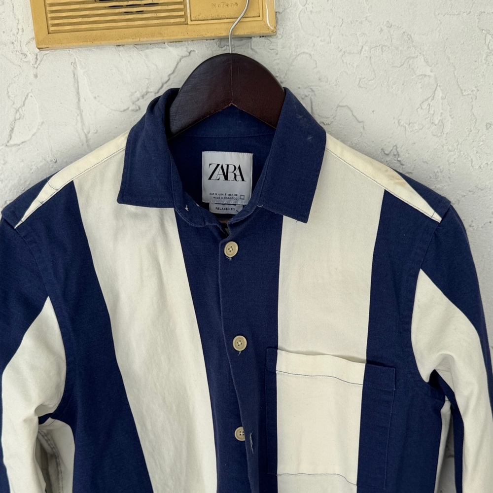 Zara Navy and Cream Striped Button-Up